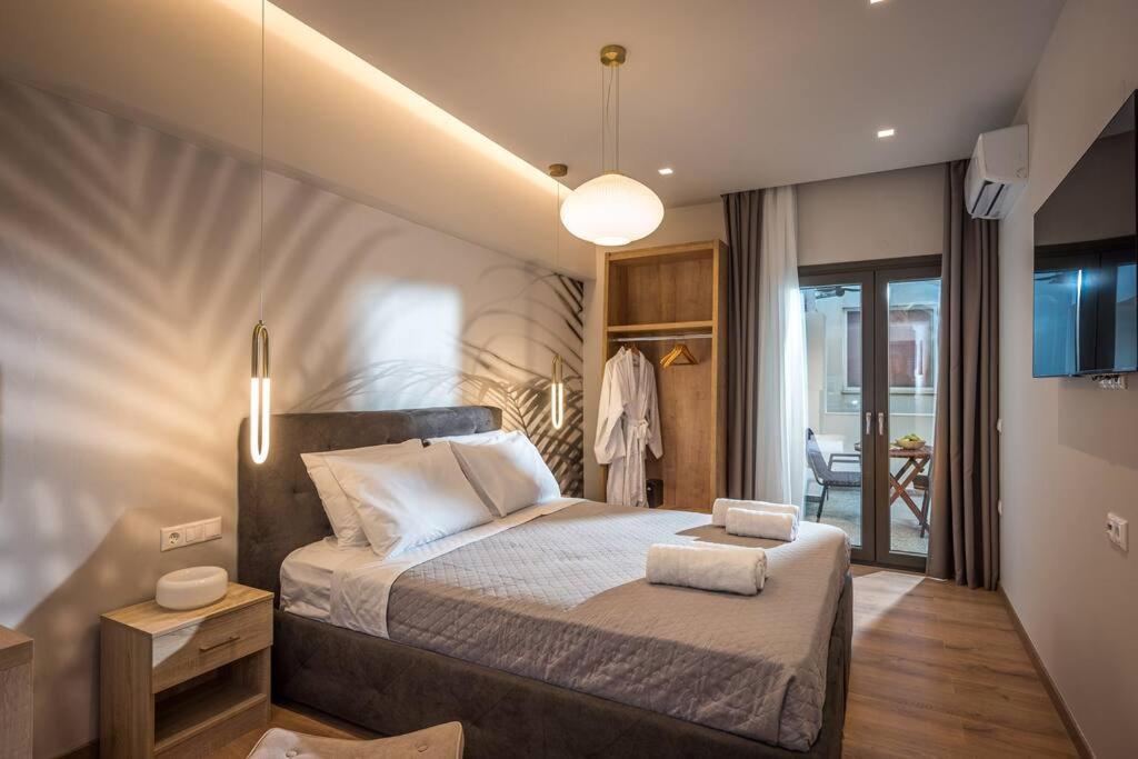Amalia'S Luxury Apartment 3 Heraklion  Exterior photo